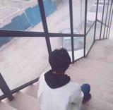 年久失修o0头像