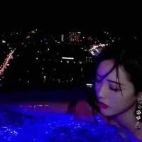 一月萧邦92头像