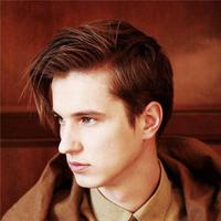 花散于风中头像