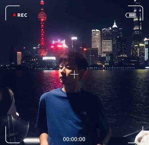 张9087头像