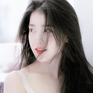 是柚子吖dada头像