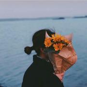 钟钟的春夏秋冬的个人资料头像