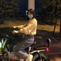 博学多才的星海妞头像