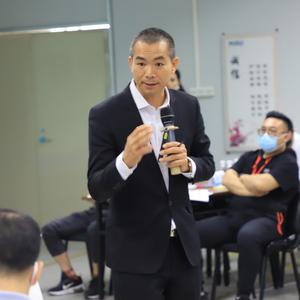 陈老板158头像