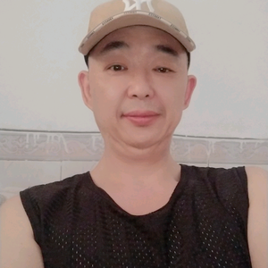 忐忑哥4Y0k头像