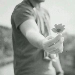 其乐融融艾伦2N0头像