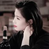 执迷的鲸鱼737头像