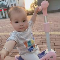 小笔芯爸爸头像
