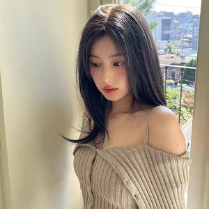 李咻咻头像