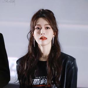 李钟硕cc头像
