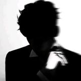 华鼎亲生子头像