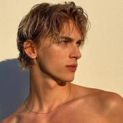 同生415的个人资料头像