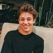 没有雄心壮志的恺撒的个人资料头像