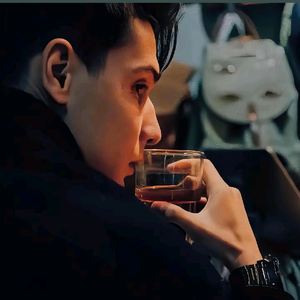可爱的男孩富贵头像
