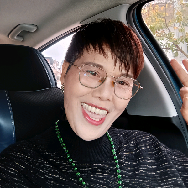 英姐脱口秀头像