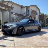 小七跑第一头像