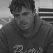 夜深人静笨鸟飞的个人资料头像