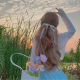 栀夏7683头像