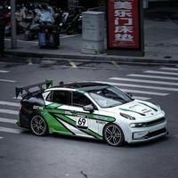 幸运山丘8Fo头像