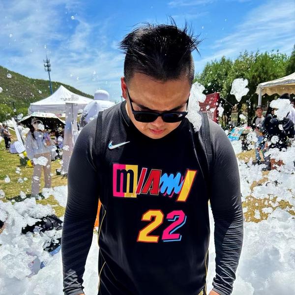 南二环李先生头像
