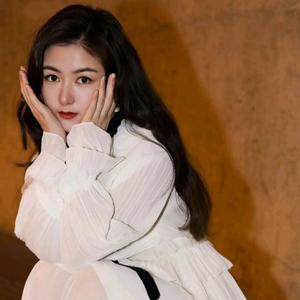 睿智阿尔文9u9头像