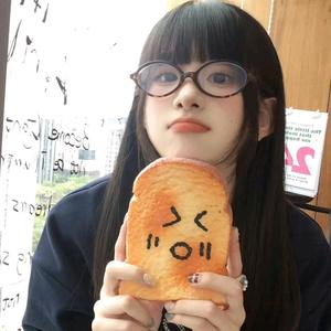 逸逸地摊头像