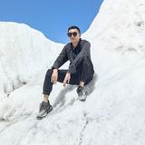 大山里六点半的太阳头像