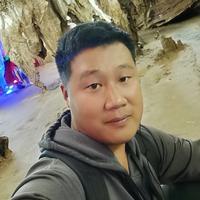 年青不拽世界何以精头像