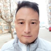 潇自赏头像