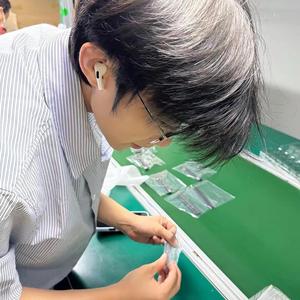 筱七在广州头像