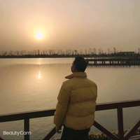 拿铁加冰不要糖头像