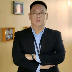 沈阳砍房华哥头像