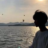 A李边请问鼎V商供货头像