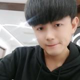 丰富费伊4n8头像
