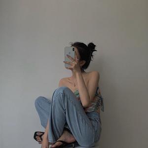 呆小丸7d8O头像