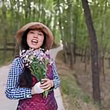 丹丹床车游头像