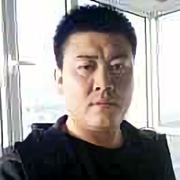 伟头像