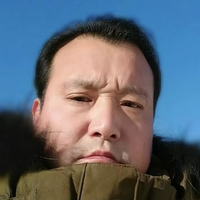 唐华龙0412头像