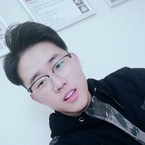初入社会的阿运头像