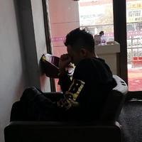 用户8941020233107头像