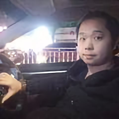 友易佳小林头像