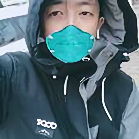 叨客特腹肌刚硬头像