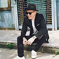 A恍如隔世Z头像