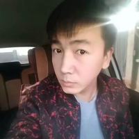 蒋菲是个男孩头像