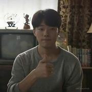 波斯猫眨眼睛的个人资料头像