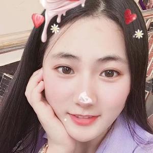 卞丽如头像