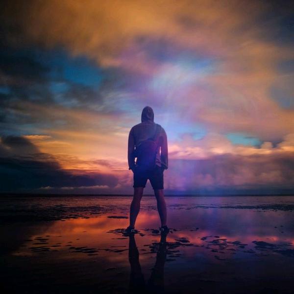 行走的麦克风头像