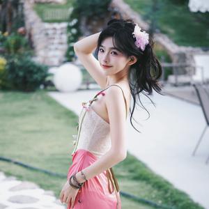 依落小晴晴