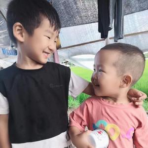 大小帛头像