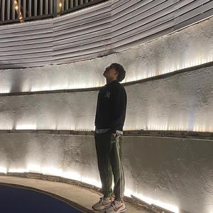 小新吃西宁xn头像